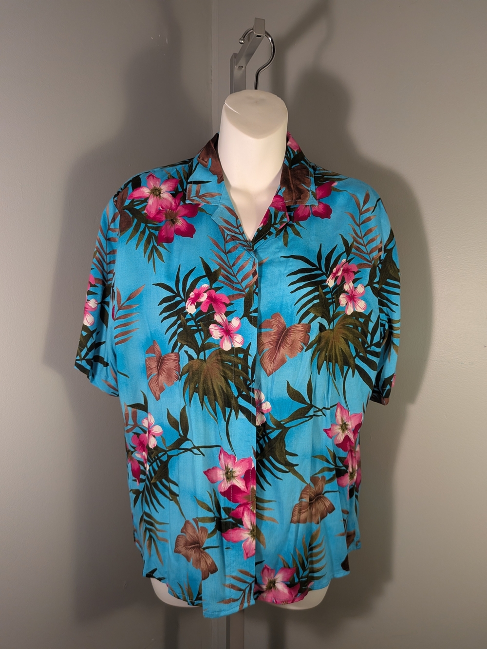 NWT Vintage Lisa Josephs Women's Short Sleeve Hawaiian Button-Up Small